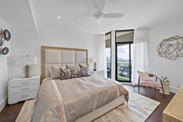 1701 Hermann Drive 24B, Houston, TX 77004