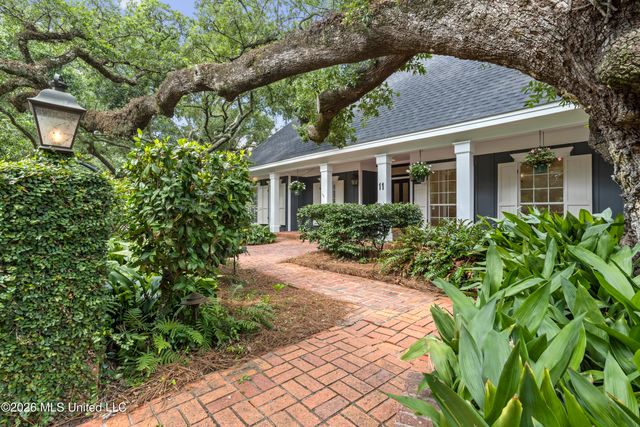 11 Japonica Drive, Pass Christian, MS 39571