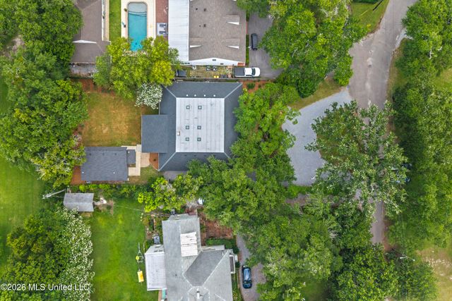 11 Japonica Drive, Pass Christian, MS 39571