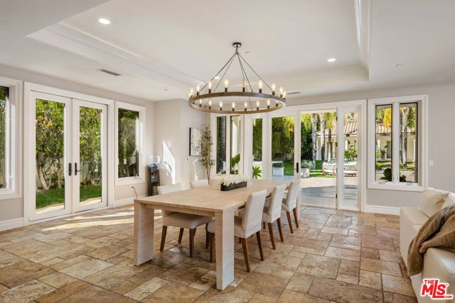 25043 Abercrombie Lane, Calabasas, CA 91302