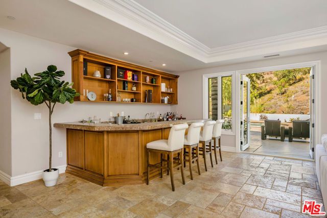 25043 Abercrombie Lane, Calabasas, CA 91302