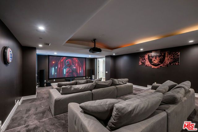 25043 Abercrombie Lane, Calabasas, CA 91302