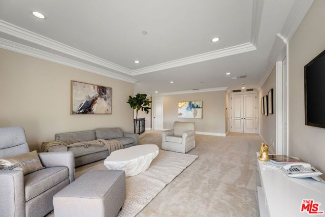 25043 Abercrombie Lane, Calabasas, CA 91302