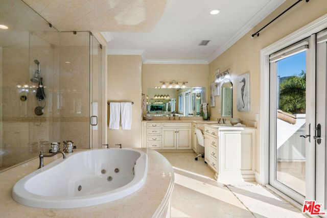 25043 Abercrombie Lane, Calabasas, CA 91302