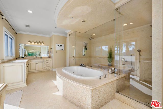 25043 Abercrombie Lane, Calabasas, CA 91302