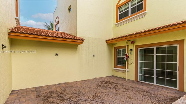 623 NE 8th Ave, Fort Lauderdale, FL 33304