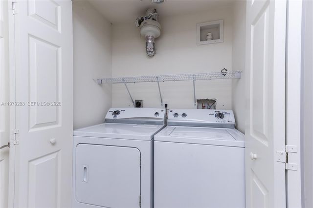 623 NE 8th Ave, Fort Lauderdale, FL 33304