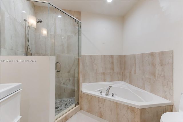 623 NE 8th Ave, Fort Lauderdale, FL 33304