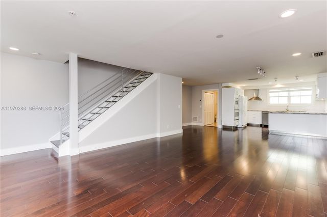 623 NE 8th Ave, Fort Lauderdale, FL 33304