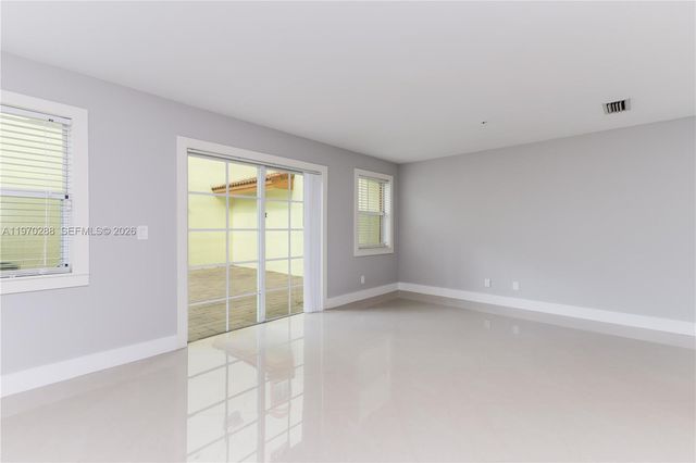 623 NE 8th Ave, Fort Lauderdale, FL 33304