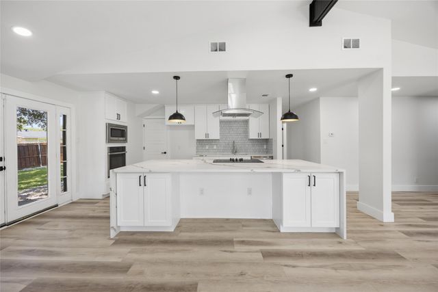 3332 High Lark Drive, Dallas, TX 75234