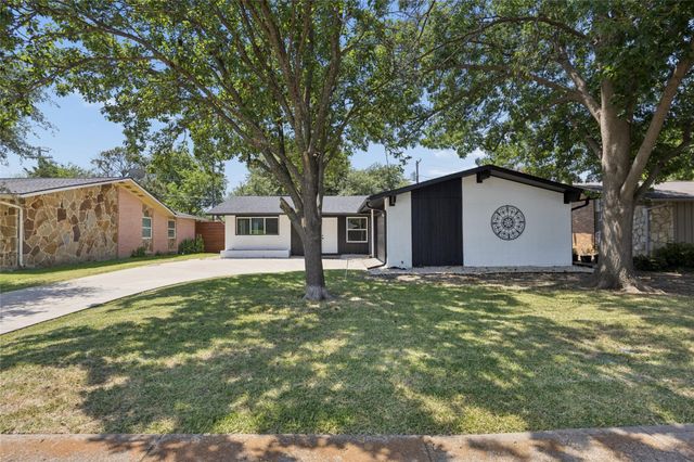3332 High Lark Drive, Dallas, TX 75234