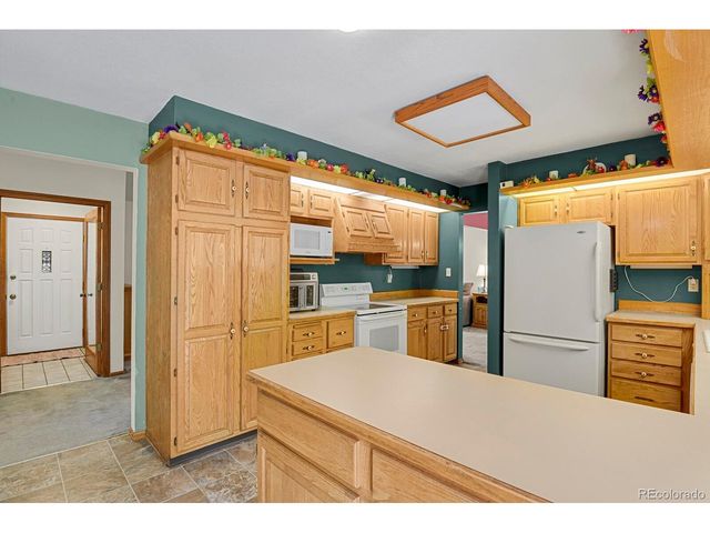 5325 Autumn Hills Ct, Colorado Springs, CO 80919