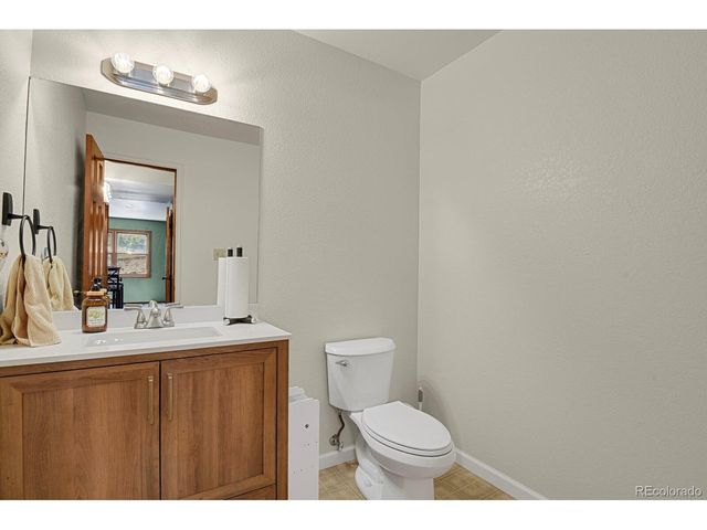 5325 Autumn Hills Ct, Colorado Springs, CO 80919