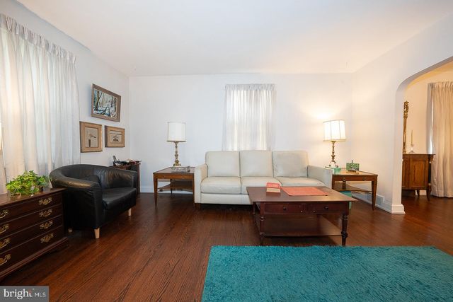 113 ROCKLAND RD, Havertown, PA 19083