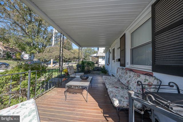 113 ROCKLAND RD, Havertown, PA 19083