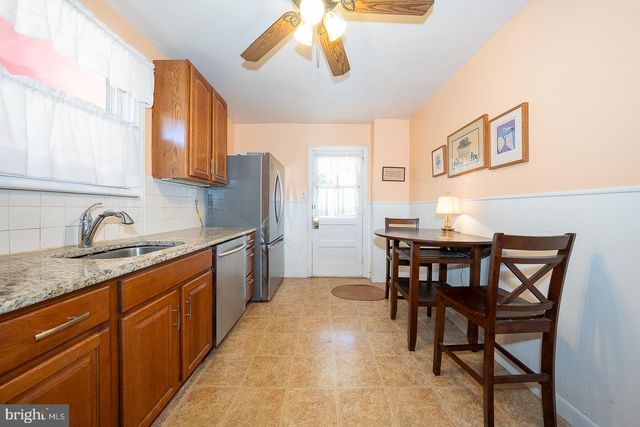 113 ROCKLAND RD, Havertown, PA 19083