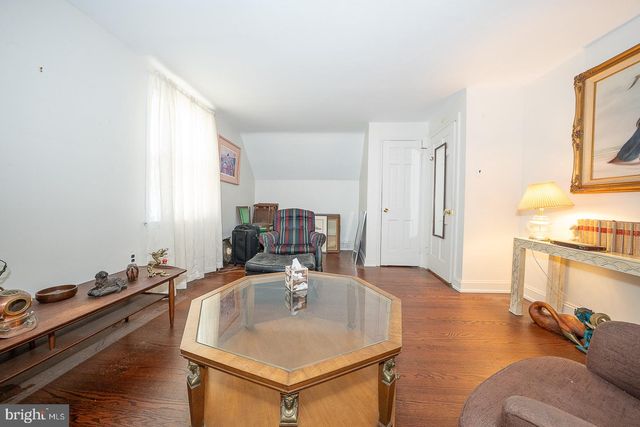 113 ROCKLAND RD, Havertown, PA 19083