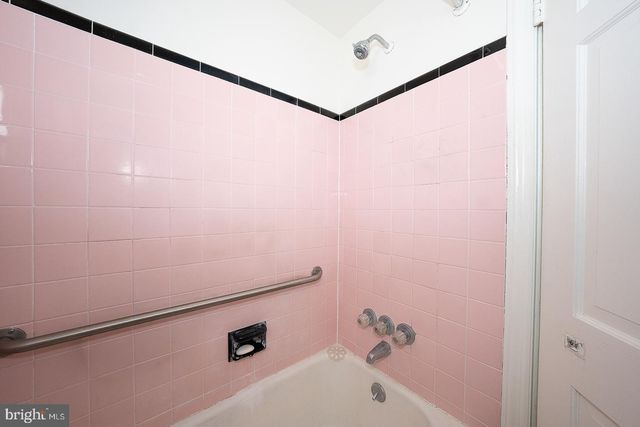 113 ROCKLAND RD, Havertown, PA 19083