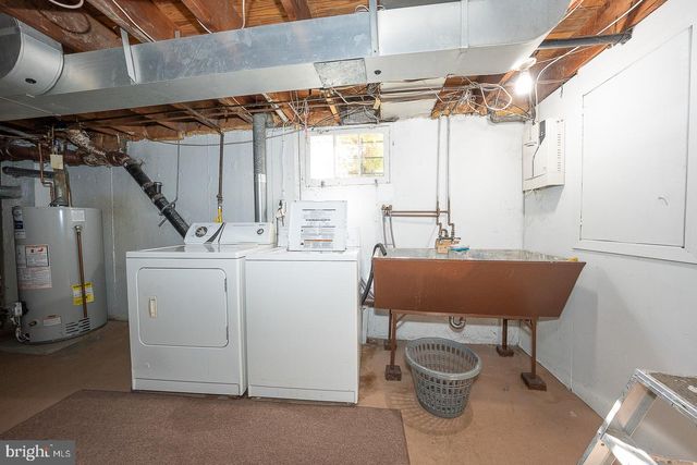 113 ROCKLAND RD, Havertown, PA 19083