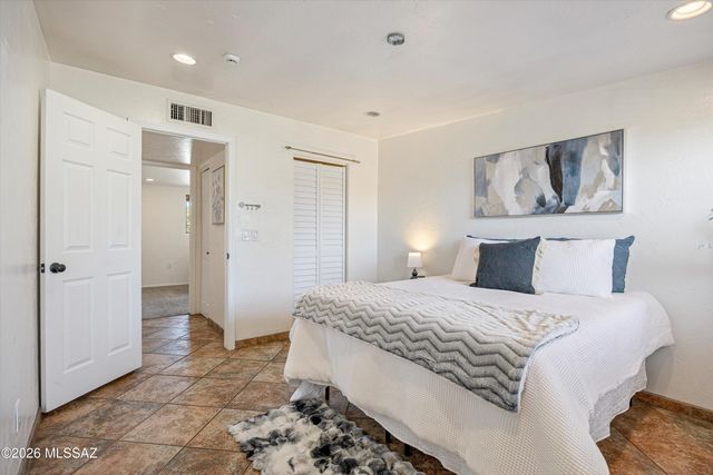 6608 E Mary Drive, Tucson, AZ 85730