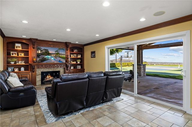 2359 Terrebonne, San Dimas, CA 91773