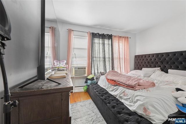 605 Central Avenue, Harrison, NJ 07029