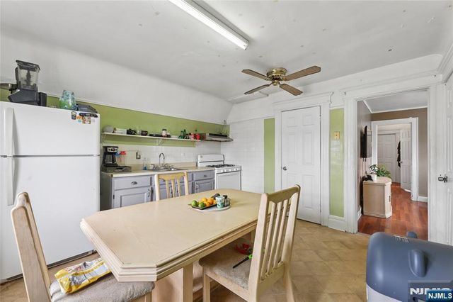 605 Central Avenue, Harrison, NJ 07029