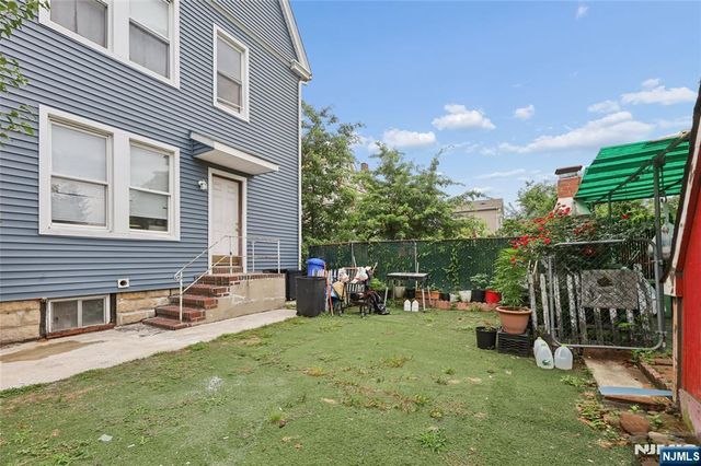 605 Central Avenue, Harrison, NJ 07029