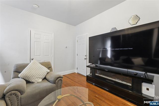 605 Central Avenue, Harrison, NJ 07029