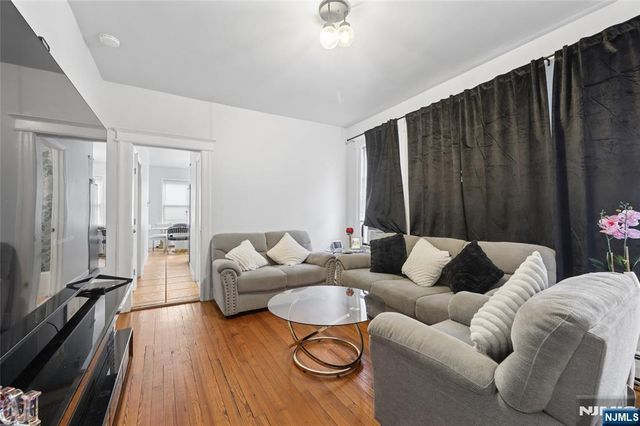 605 Central Avenue, Harrison, NJ 07029