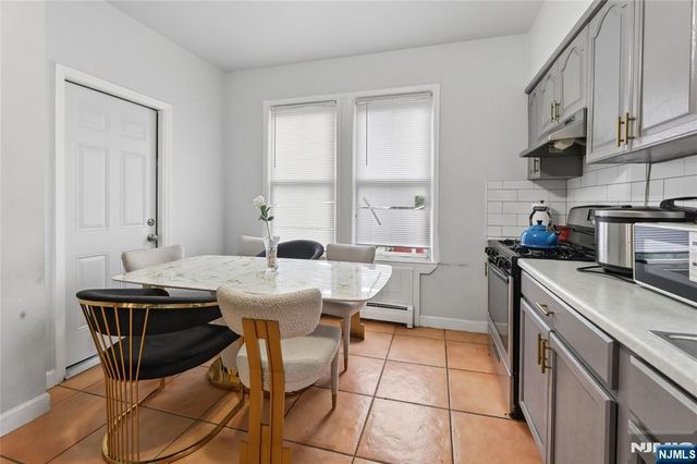 605 Central Avenue, Harrison, NJ 07029