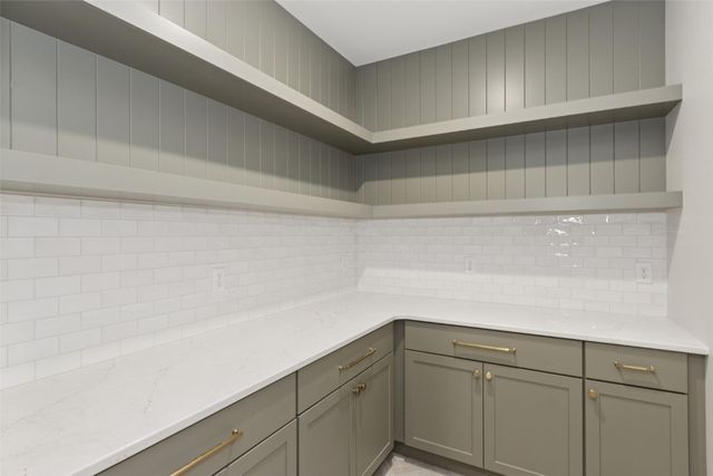 411 MacBride Trail, Solon, IA 52333