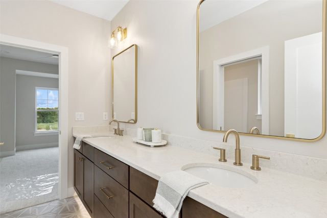 411 MacBride Trail, Solon, IA 52333