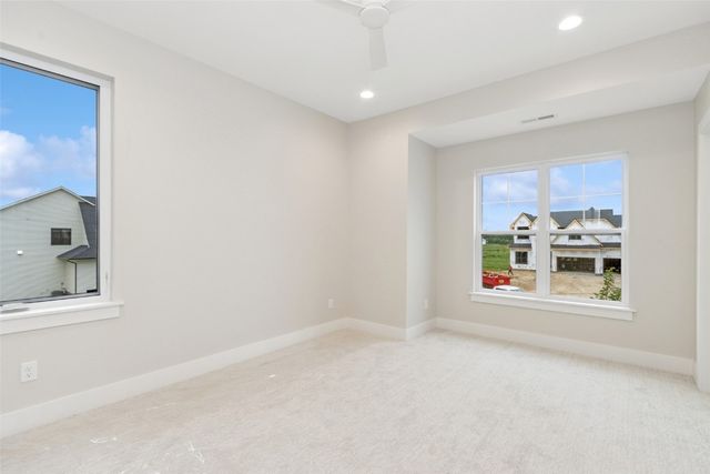 411 MacBride Trail, Solon, IA 52333