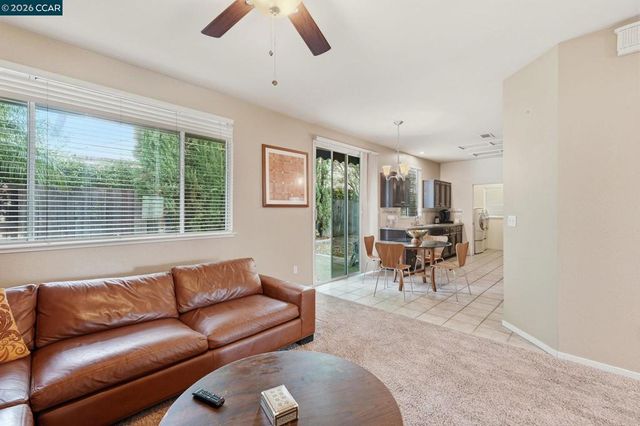 5683 5683 Vintage Cir, Stockton, CA 95219