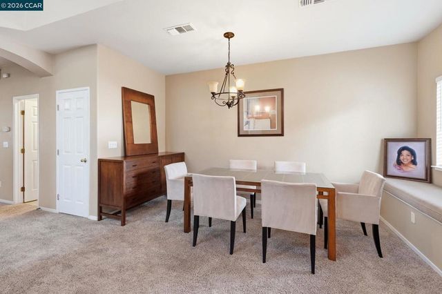 5683 5683 Vintage Cir, Stockton, CA 95219