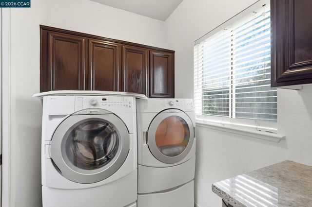 5683 5683 Vintage Cir, Stockton, CA 95219