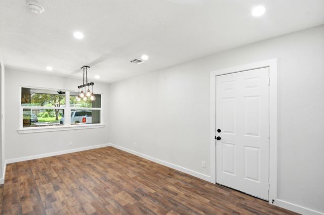 6514 Neff Street, Houston, TX 77074
