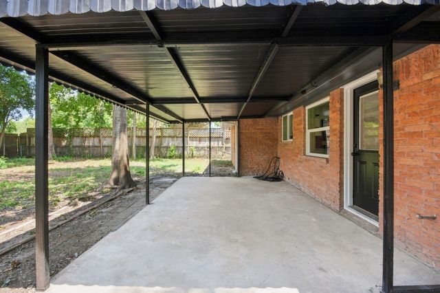 6514 Neff Street, Houston, TX 77074