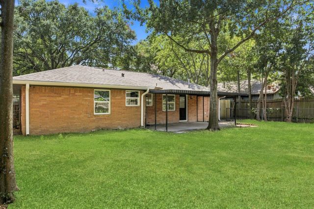 6514 Neff Street, Houston, TX 77074