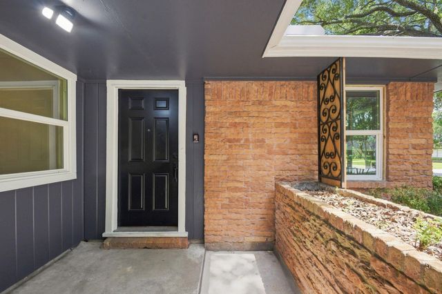 6514 Neff Street, Houston, TX 77074