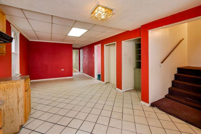 5147 S Campbell Avenue, Chicago, IL 60632