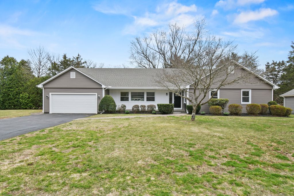 25 Delahunty Drive, Southington, CT 06489