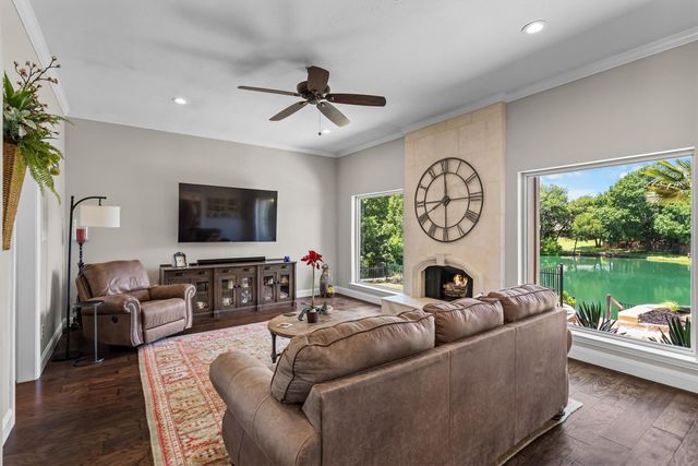 5208 Yacht Club Drive, Rockwall, TX 75032