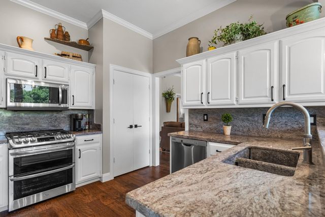 5208 Yacht Club Drive, Rockwall, TX 75032