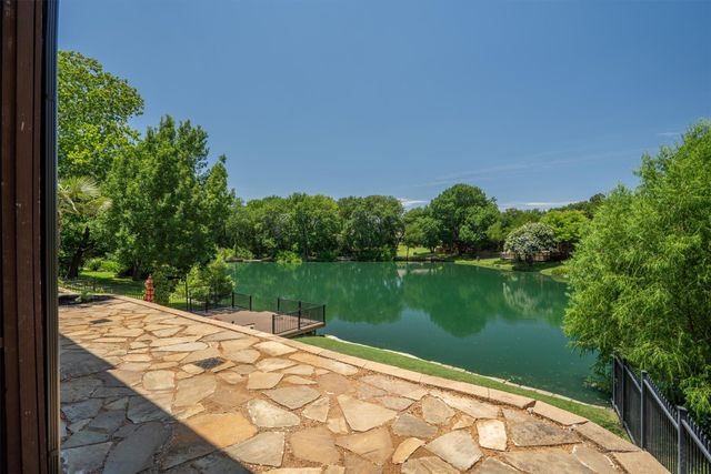 5208 Yacht Club Drive, Rockwall, TX 75032