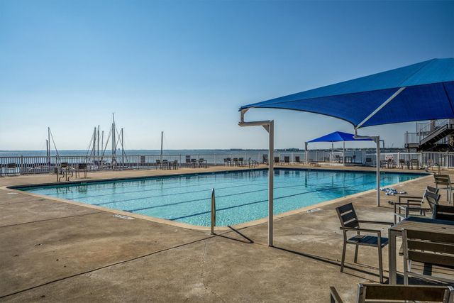 5208 Yacht Club Drive, Rockwall, TX 75032
