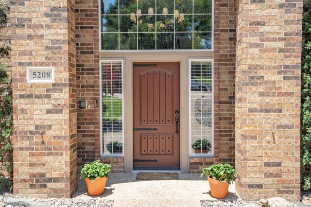 5208 Yacht Club Drive, Rockwall, TX 75032