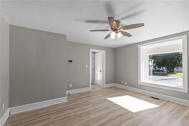 109 Frissell ST, Hampton, VA 23663